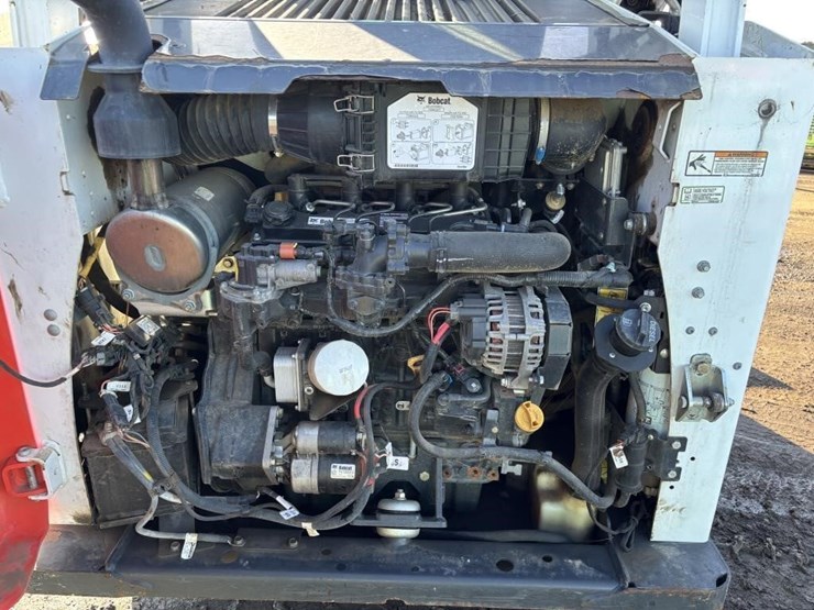 2021-bobcat-s590-image-20
