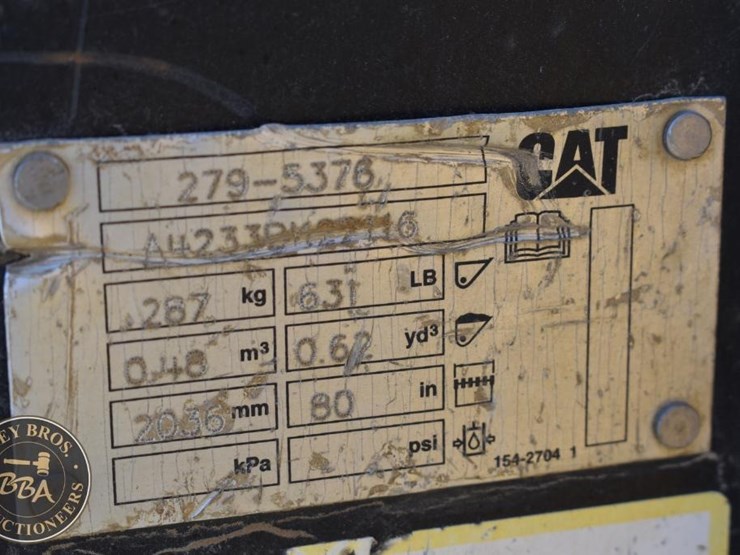 2022-caterpillar-259d3-image-34