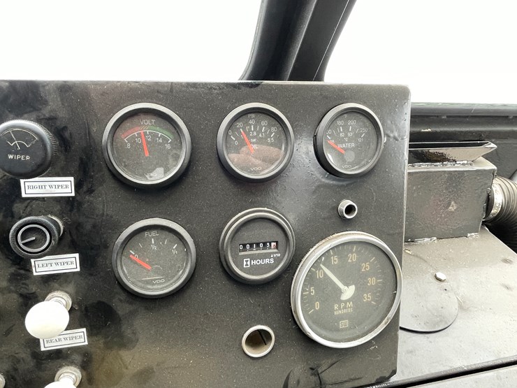 #7566-•-bombardier-snowcat-image-39