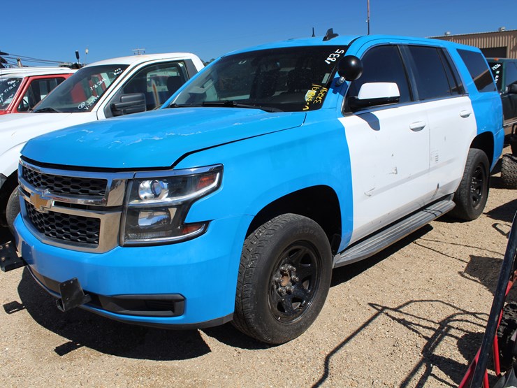 2016-chevrolet-tahoe-image-1