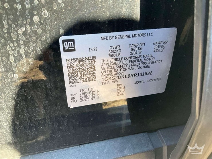 2024-gmc-yukon-denali-image-5