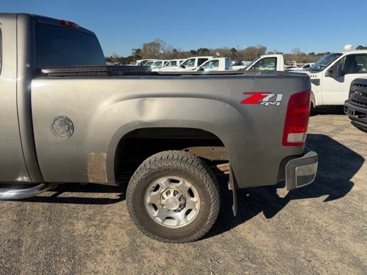 2007-gmc-2500-image-12