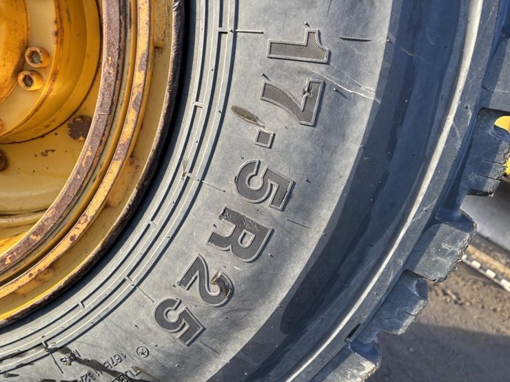 caterpillar-143h-image-27