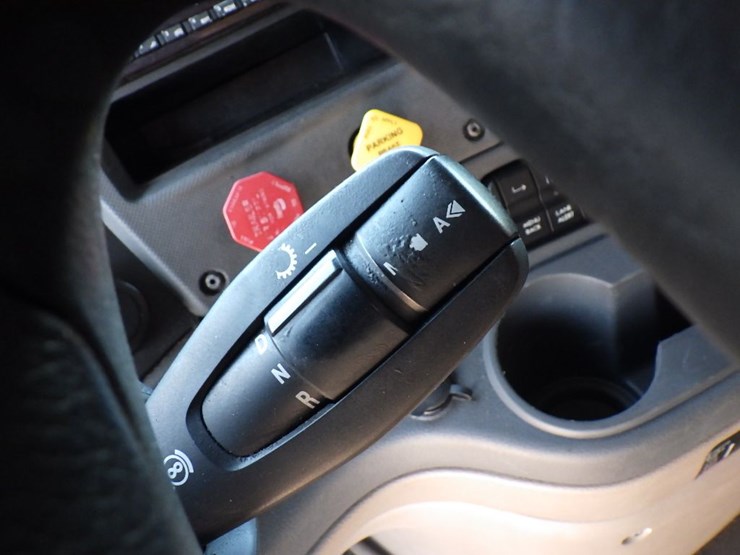 2020-freightliner-cascadia-125-image-21