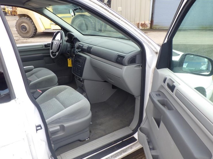 2006-ford-freestar-image-6