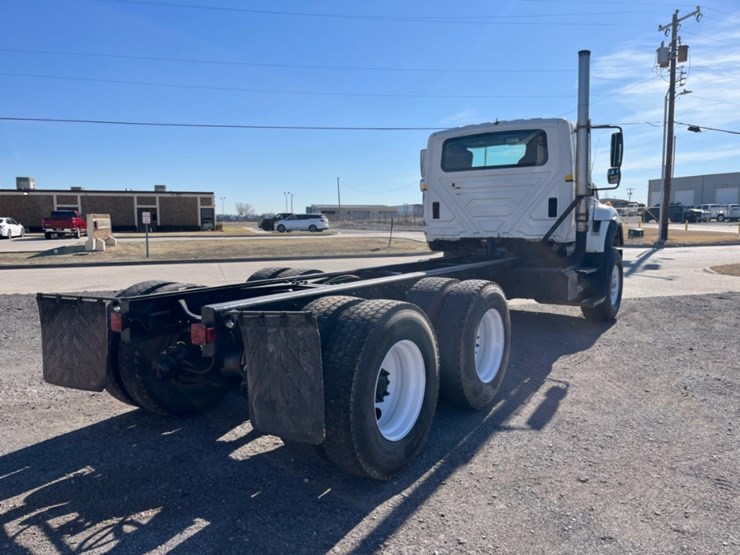 2008-international-workstar-7600-image-5