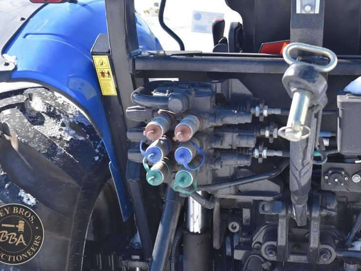 2023-new-holland-workmaster-120-image-21