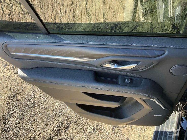 2024-gmc-yukon-denali-image-28