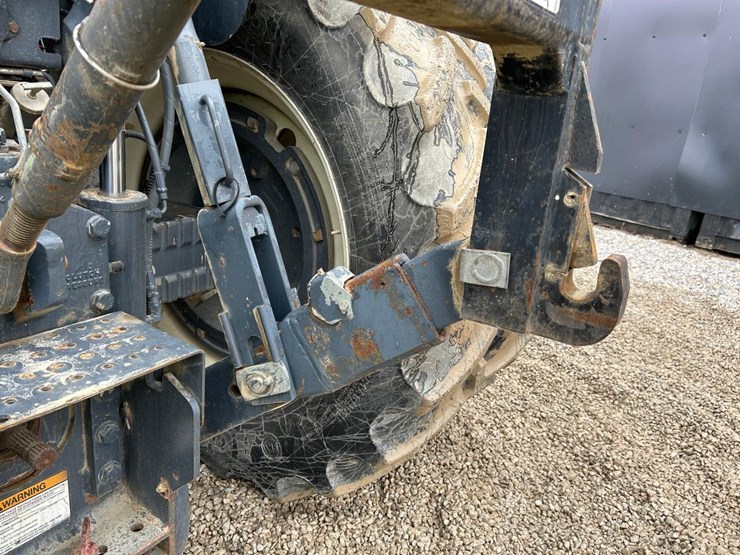 new-holland-8770-image-13