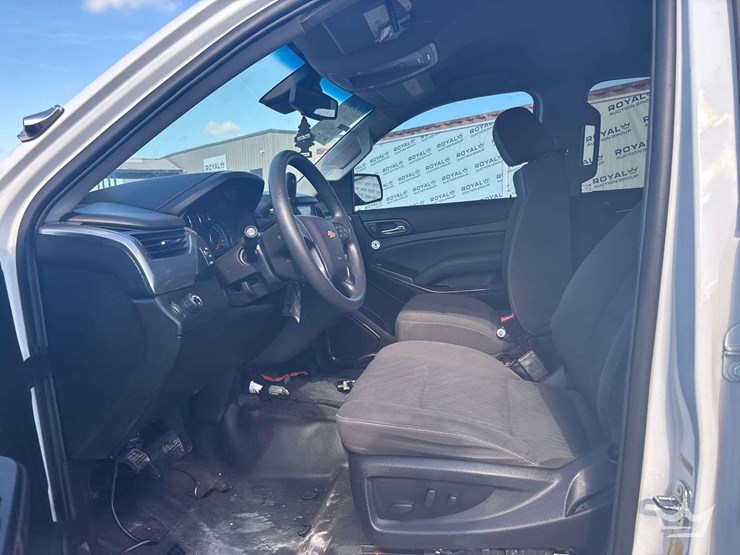 2009-chevrolet-tahoe-image-12