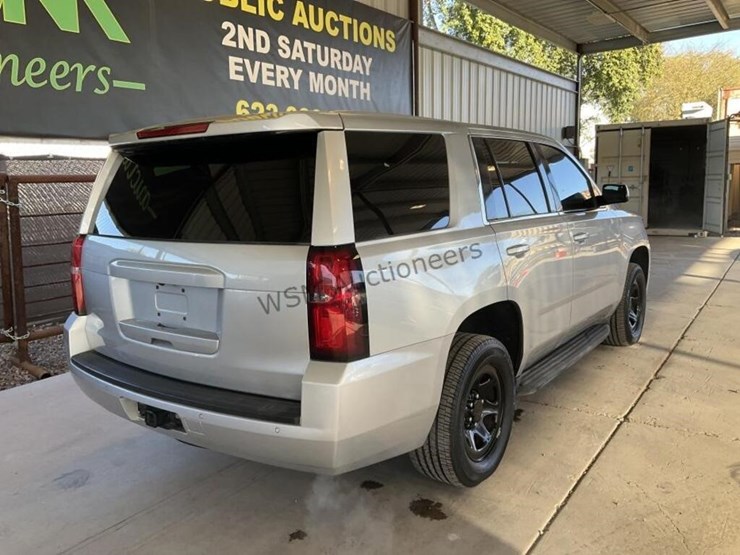 2015-chevrolet-tahoe-image-7