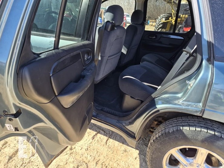 2009-gmc-envoy-sle-image-13