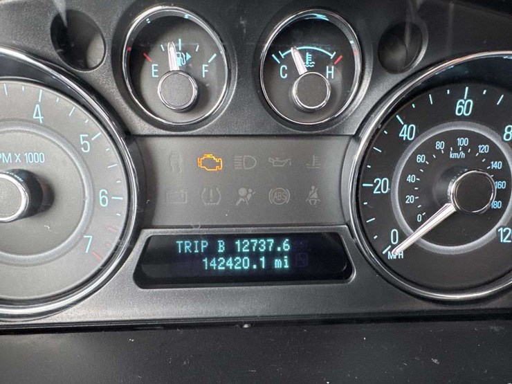 2010-ford-flex-image-23