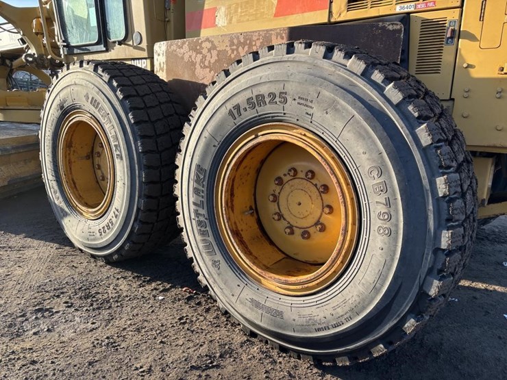 caterpillar-143h-image-31