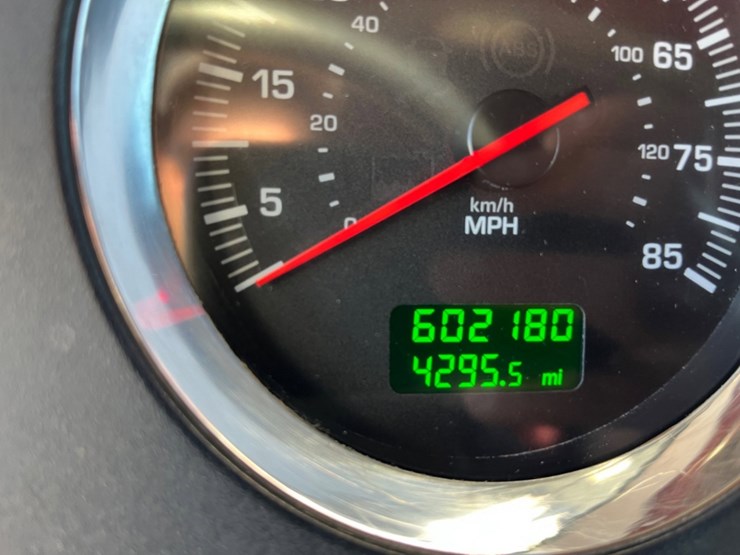 2008-kenworth-t800-image-17