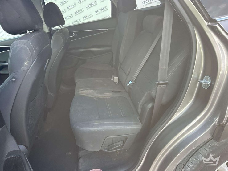 2016-kia-sorento-image-23