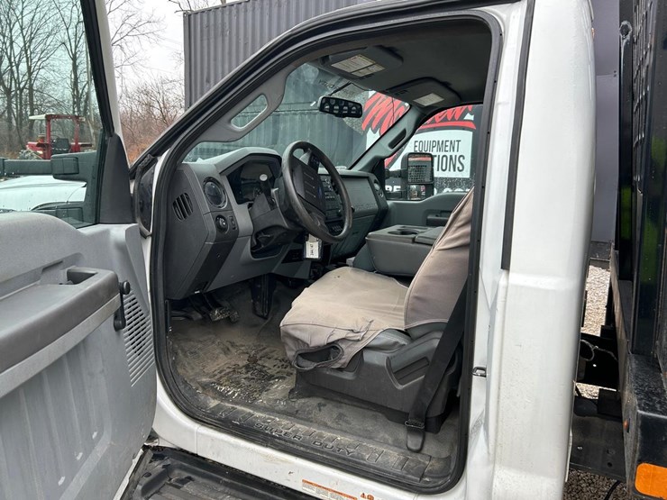 2016-ford-f450-image-15