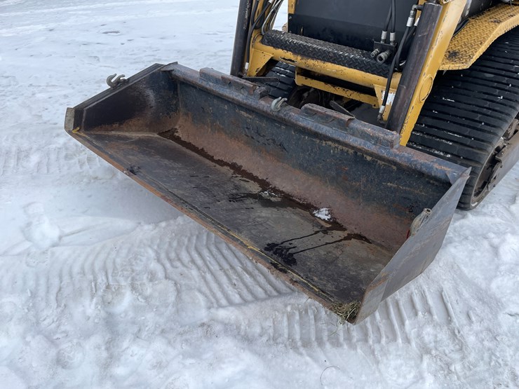 #7565-•-72"-bucket-image-6