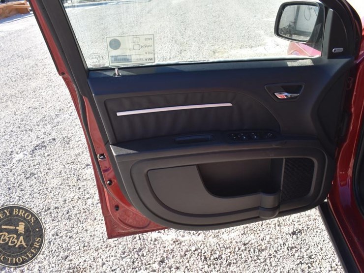 2010-dodge-journey-sxt-image-68