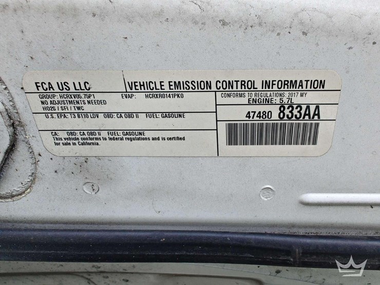 2017-dodge-charger-sedan-image-15