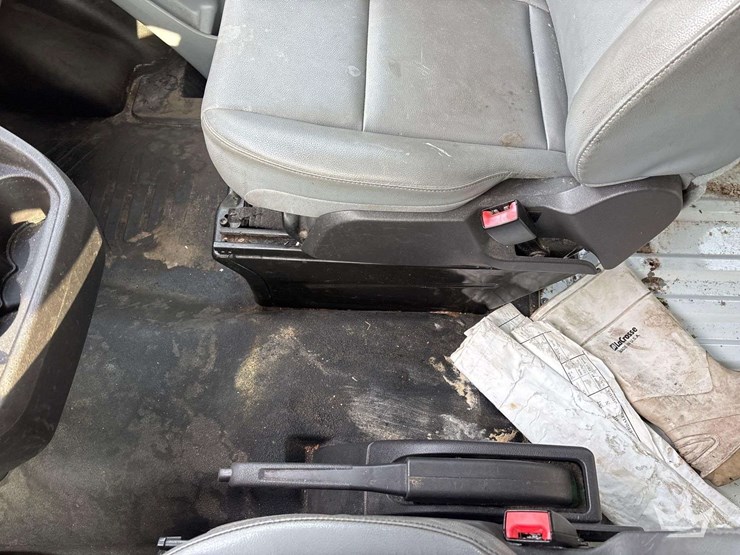 2017-ford-transit-image-39