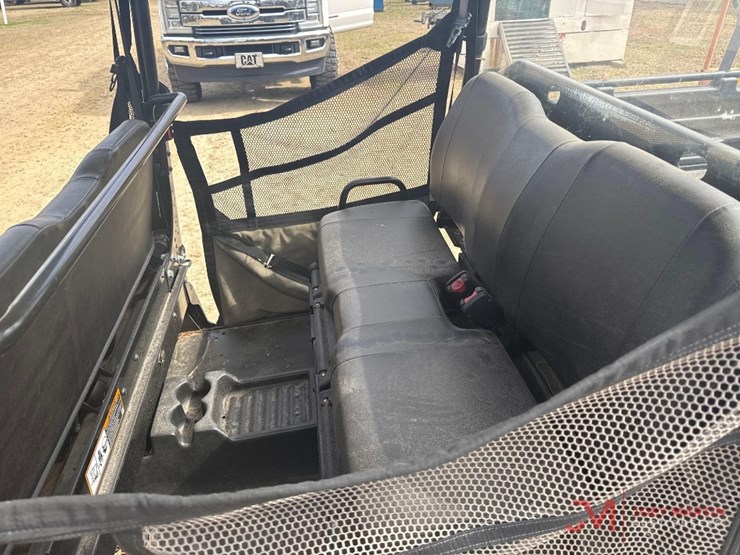 2016-john-deere-825i-s4-utv-image-8