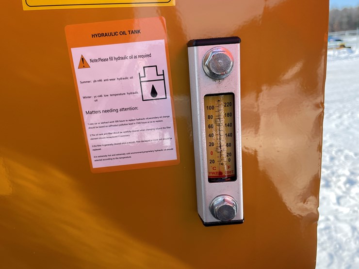 #5372-•-mx12rx-mini-excavator-image-9