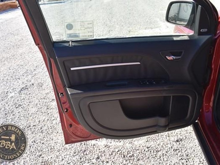 2010-dodge-journey-sxt-image-25