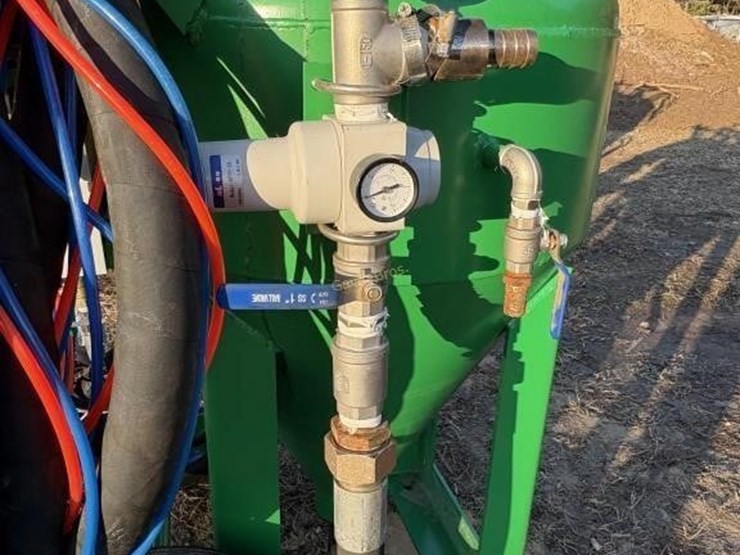 new-jct-db500-sandblaster-image-2