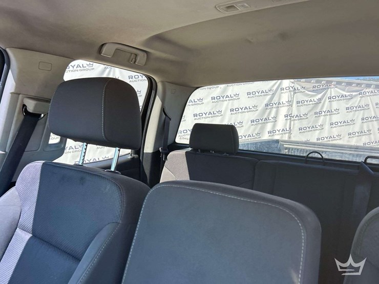 2018-chevrolet-silverado-1500-image-21