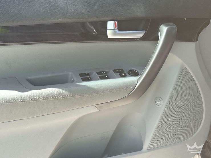 2014-kia-sorento-image-11