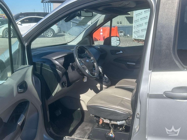 2014-ford-transit-connect-image-16