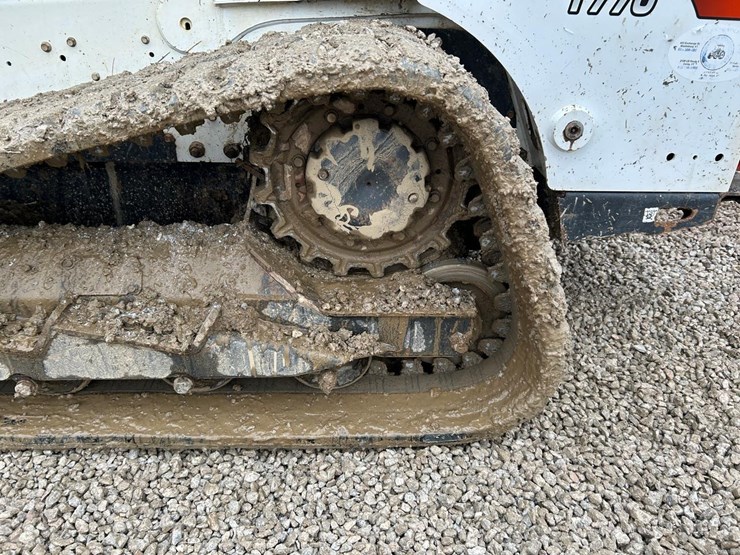 2018-bobcat-t770-image-18