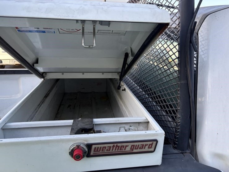 2014-ford-f150-image-24