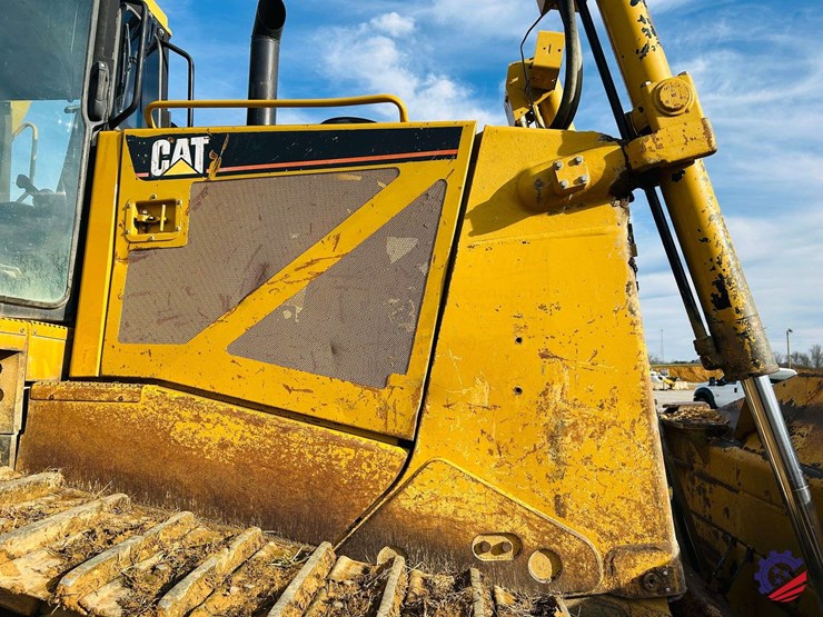 2005-caterpillar-d8t-image-61