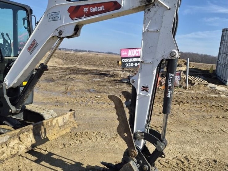 bobcat-e35r2-image-11