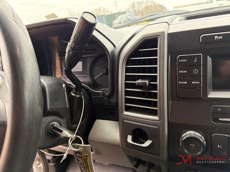 2019-ford-f350-xl-image-25