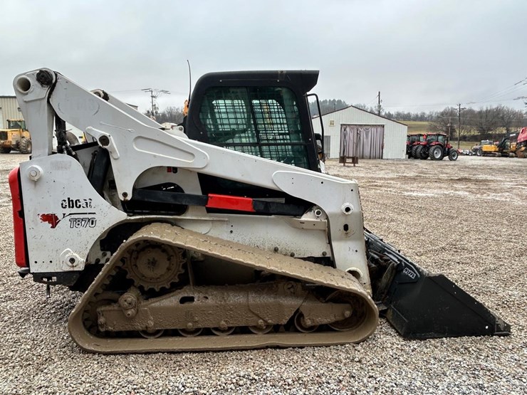 2019-bobcat-t870-image-5