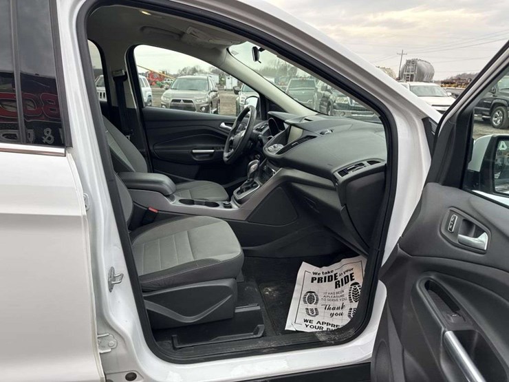 2014-ford-escape-se-image-20