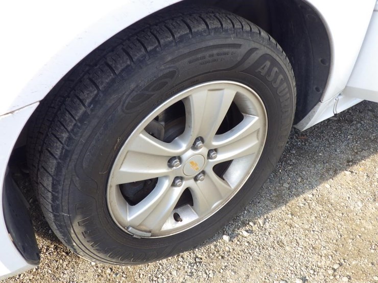 2013-chevrolet-impala-sedan-image-14