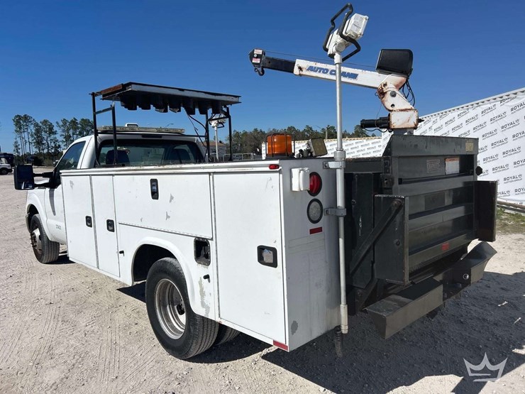 2015-ford-f350-image-4