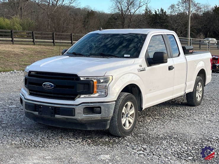2020-ford-f150-xl-image-12