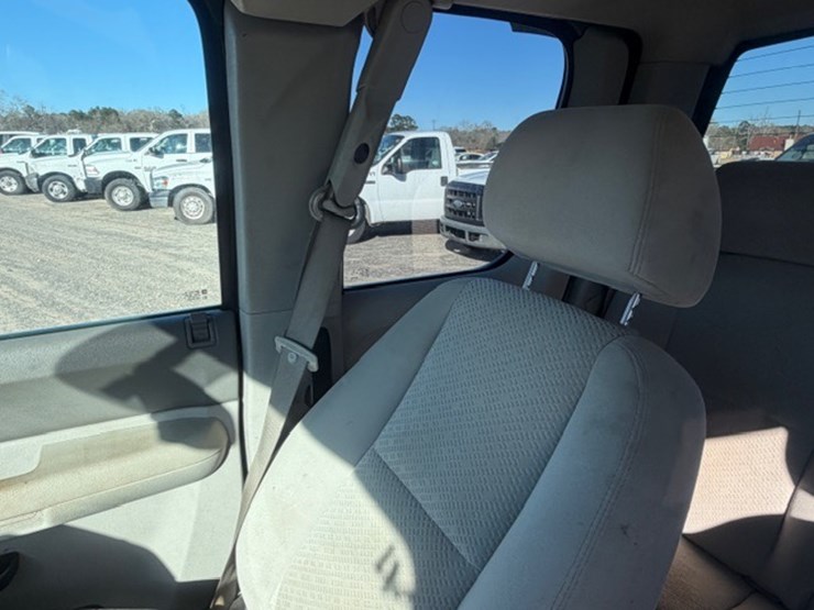 2007-gmc-2500-image-37