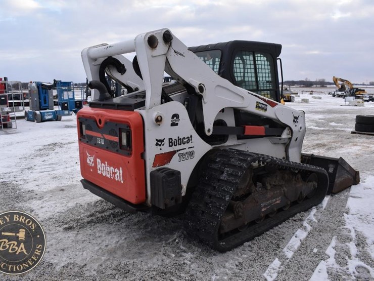 2021-bobcat-t870-image-5