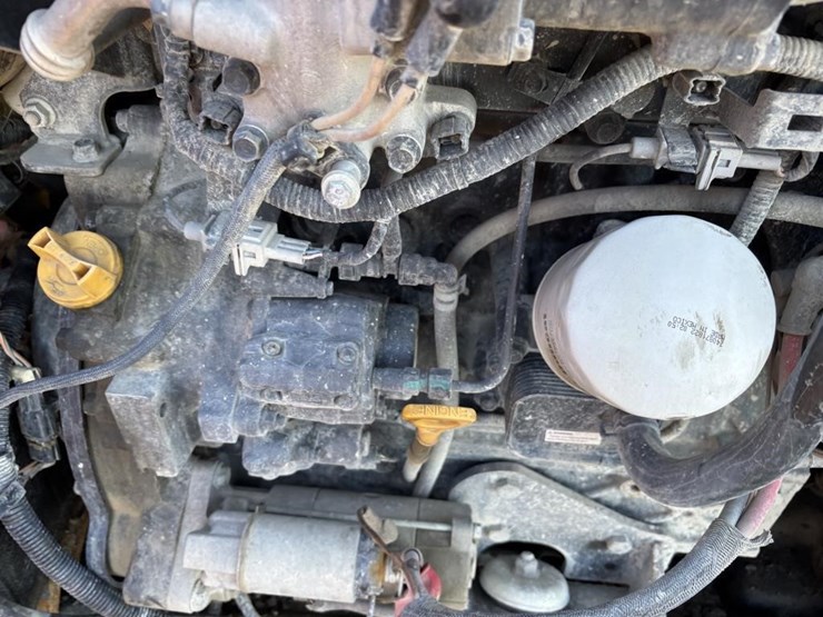 2019-bobcat-t770-image-30