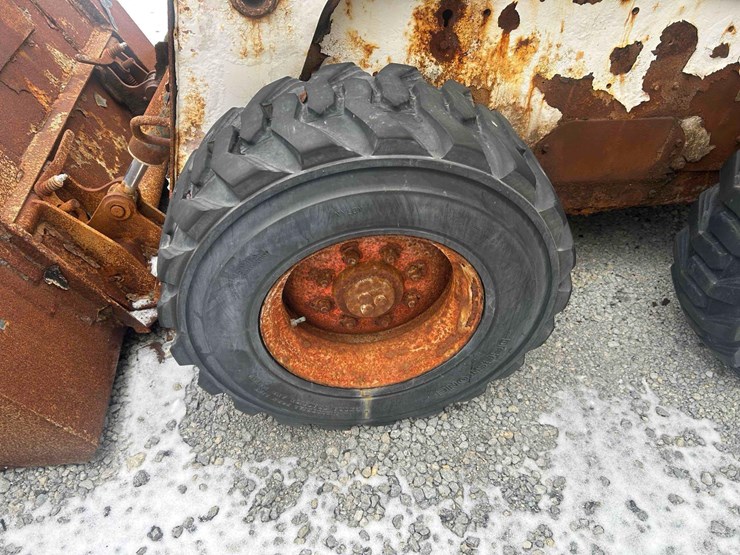 2007-bobcat-s300-image-7