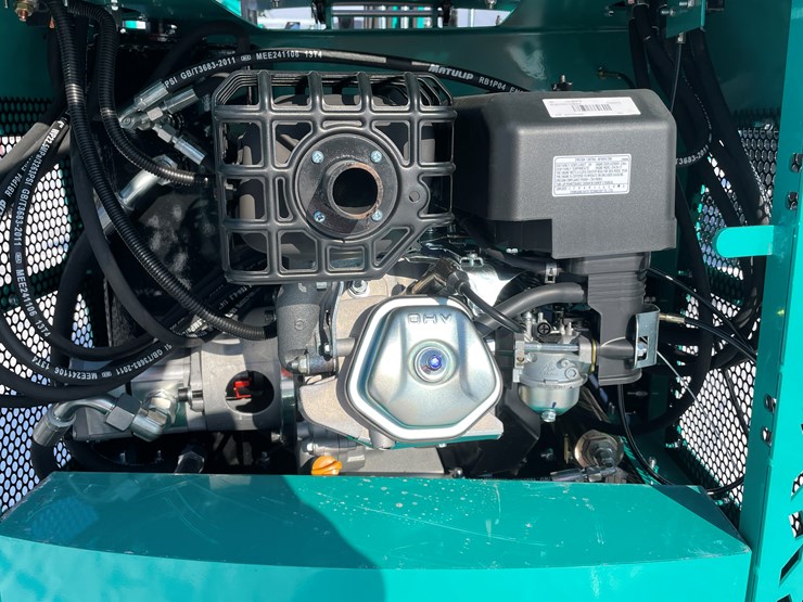 #5370-•-mx50r-mini-excavator-image-16