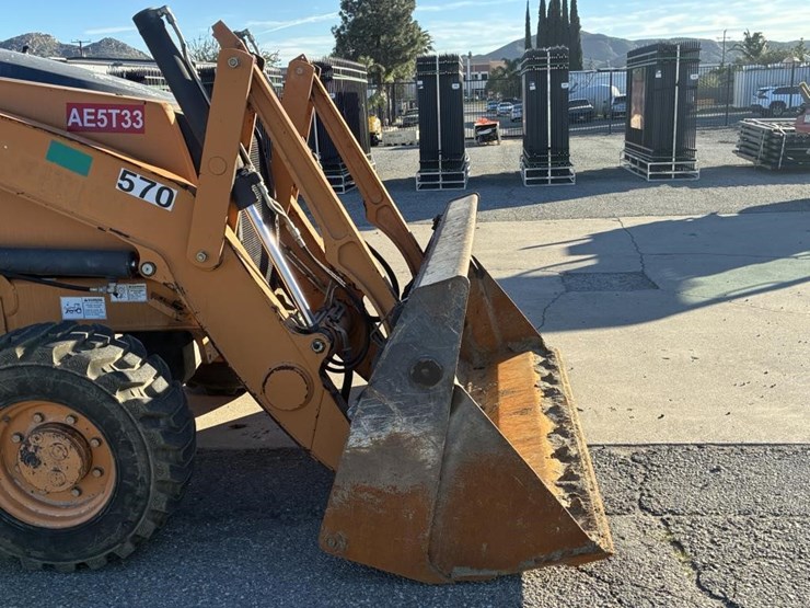 2016-case-570n-ep-image-6