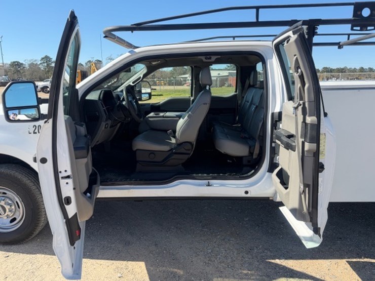 2018-ford-f250-image-23