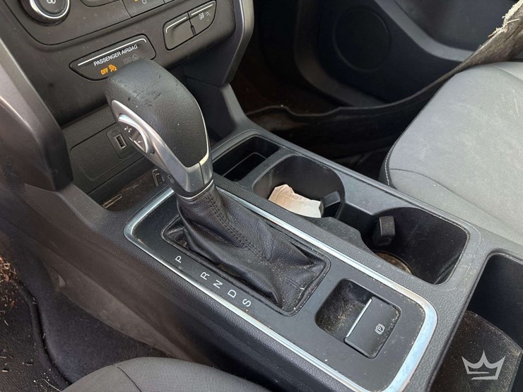 2017-ford-escape-image-19